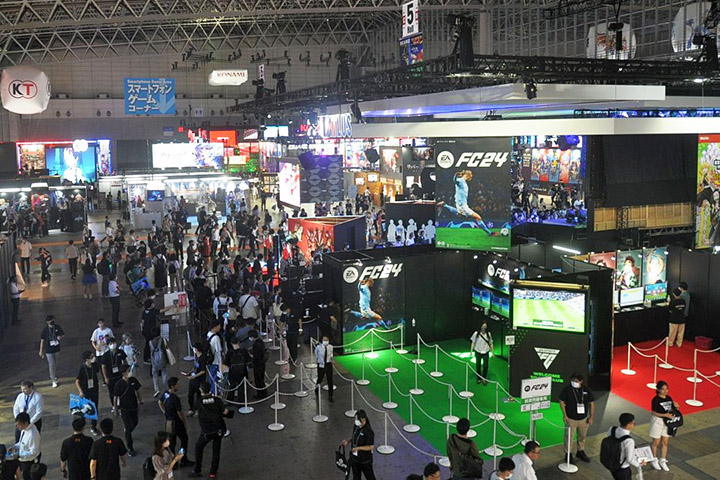【活動】東京電玩展史上最大型開幕！787家公司參戰主打遊戲用家具 (片) | 劍心．回憶